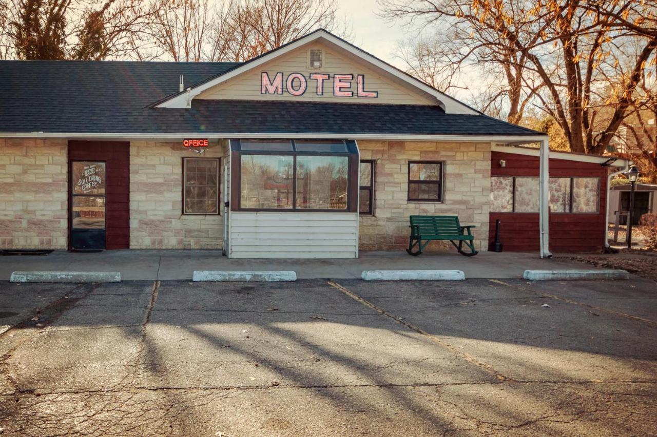 Simmer Motel 2*